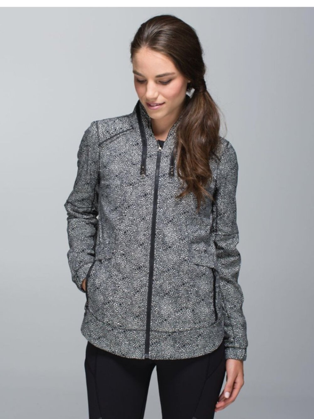 Lululemon Spring Forward Jacket Plush Petal Black Ghost / Black Size 6